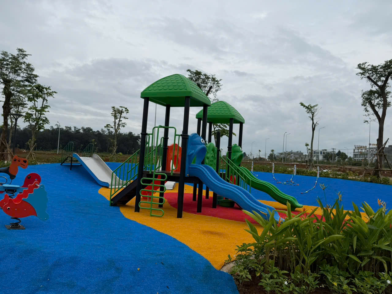 Hình ảnh tiến độ dự án The Link City Kim Oanh: khu vui chơi trẻ em